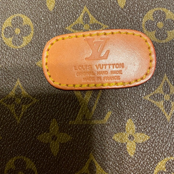 Louis Vuitton Monogram Garment Bag - Picture 3 of 16